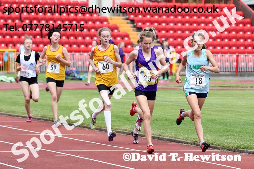 Girls 1500 metres, Northern Inter-County Schools, Gateshead International Stadum. Photo: David T. Hewitson/Sports for All Pics